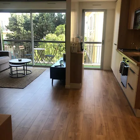 Neuf 4 Personnes Confort Apartment *